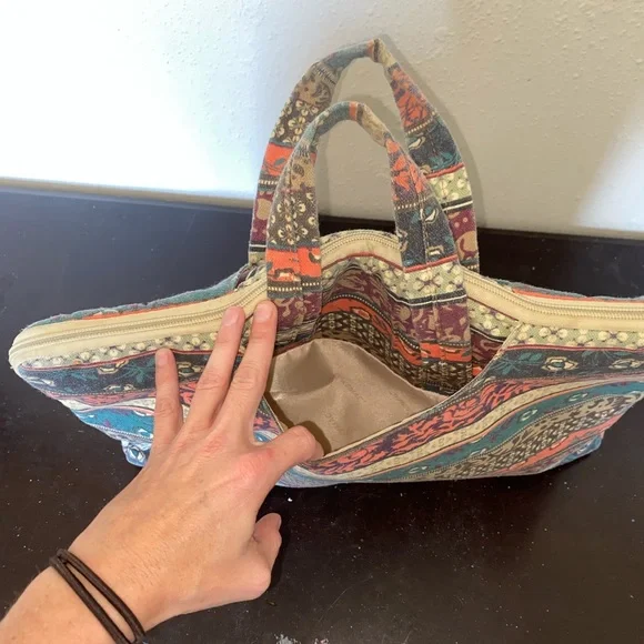 Multicolor Kinmac Boho Laptop Bag - Picture 4 of 8